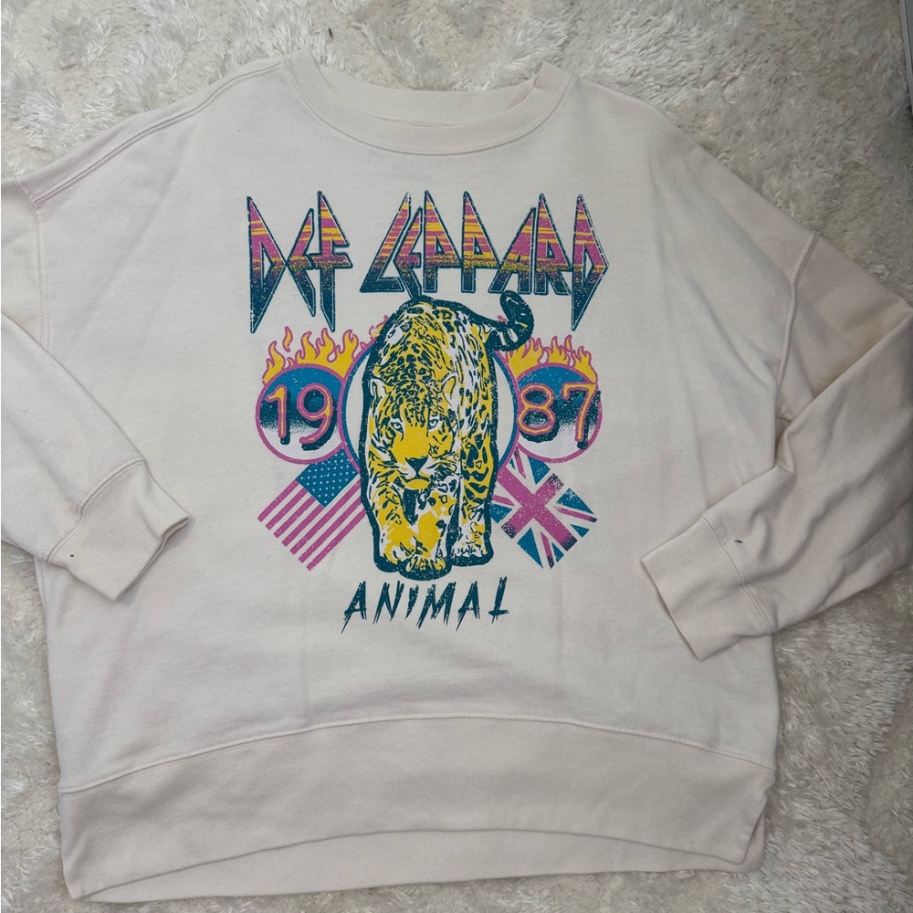 Def Leppard Graphic Women's Sweater - Cream